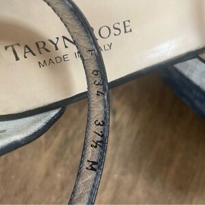 Taryn Rose
Made in Italy
37.5 or size 6
Black and cream wedges